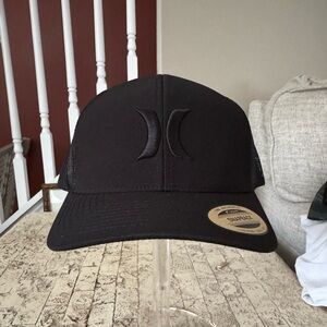 Hurley Black/Black Mesh/Black Logo Hat